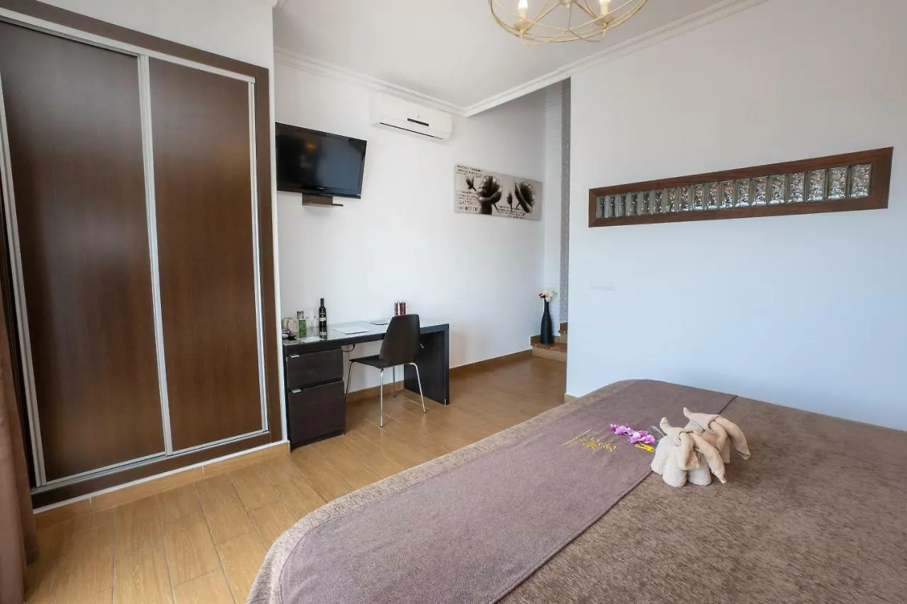 Hostal Casa Mercedes Nerja Guest house