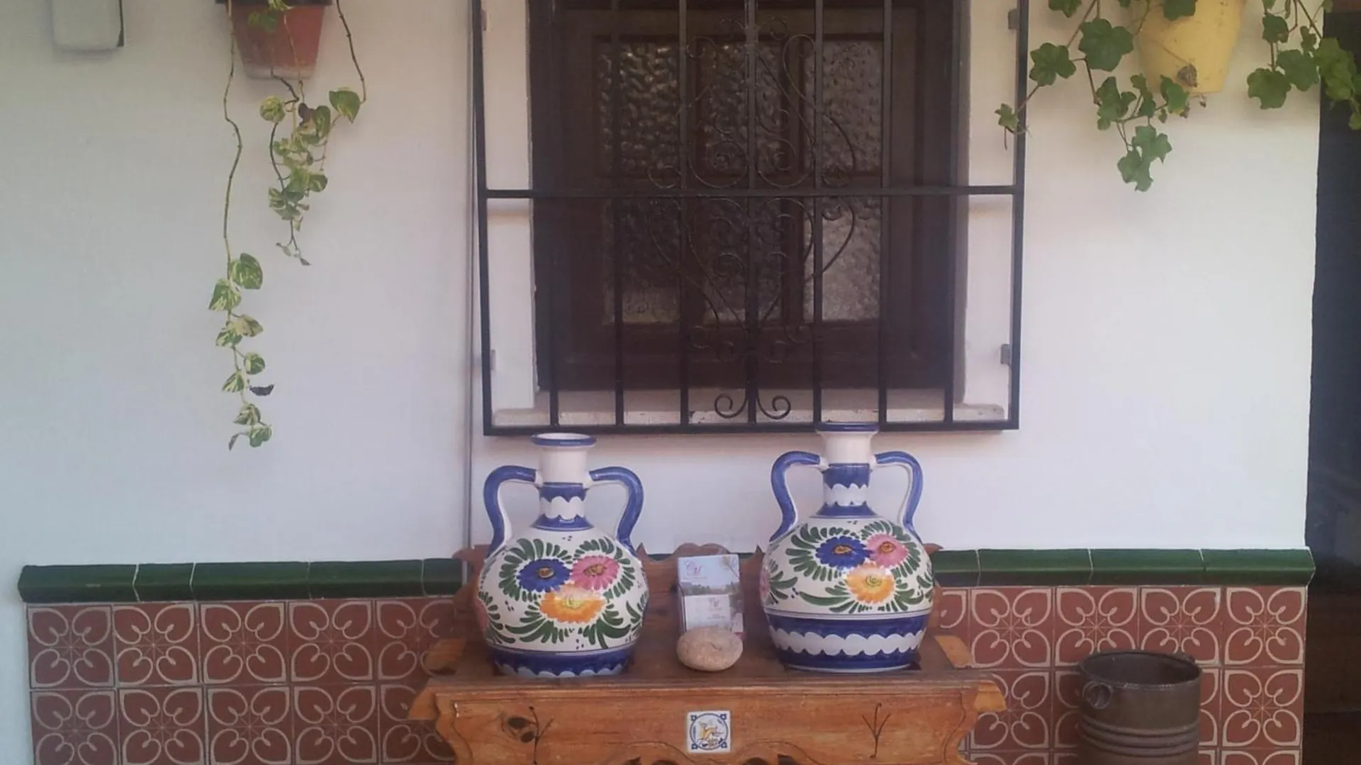 Hostal Casa Mercedes Nerja بيت ضيافة