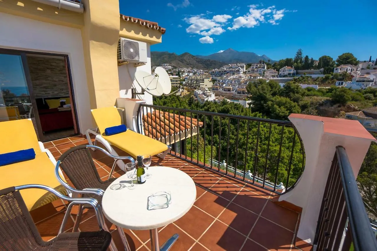Hostal Casa Mercedes Nerja 2*,  إسبانيا